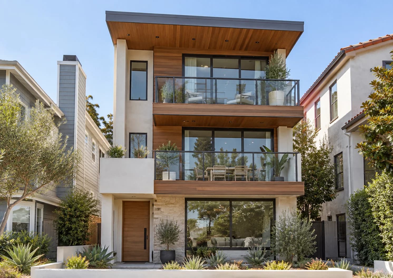 A contemporary narrow-lot home in Southern California